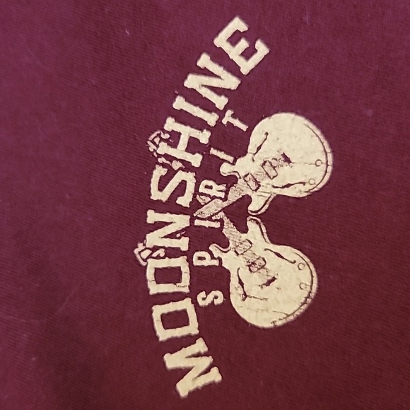 Moonshine Spirit Maroon tee Size XL by Brad Paisley guitar men's - Picture 8 of 11